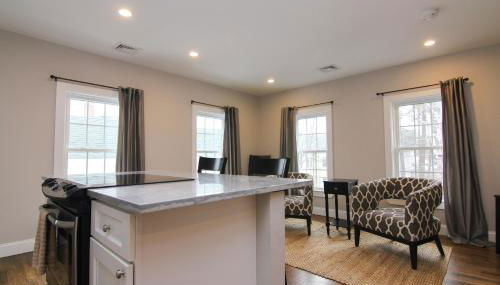 Two Bedroom with Lake View - Foto 2