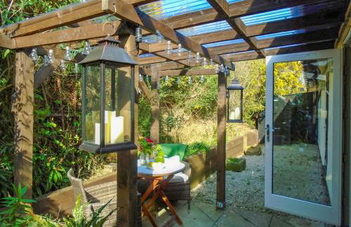 The Lodge - Photo 18