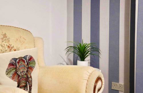 Entire Family Vacation Home . WiFi . FREE Parking - Foto 29