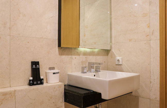 Spacious Studio Room at Capitol Suites Apartment - Foto 14