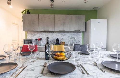 New F5 Neuf Cosy Lumineux proche siége Michelin - Foto 21