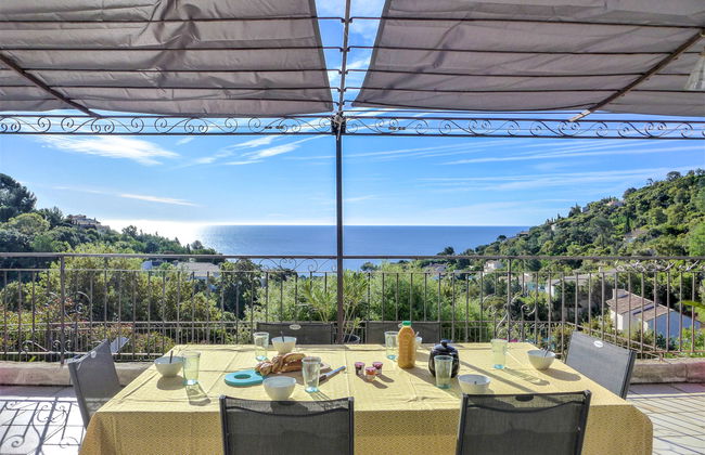 3 bedroom House in Roquebrune-sur-Argens with private pool and garden - Foto 15