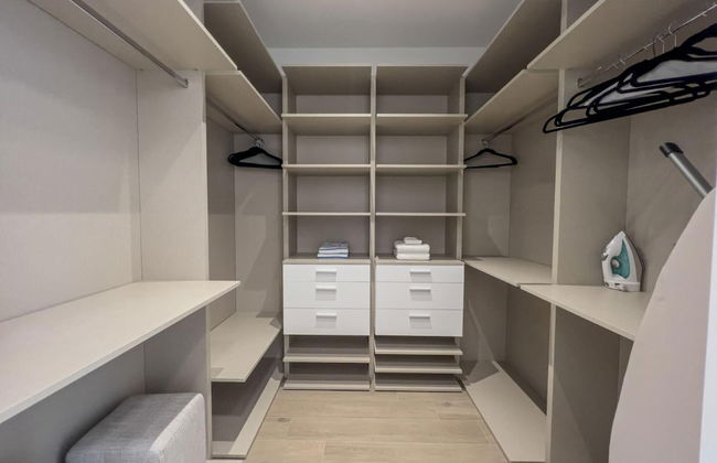 The Modernista 2 - Large Townhome With Pool - Foto 30