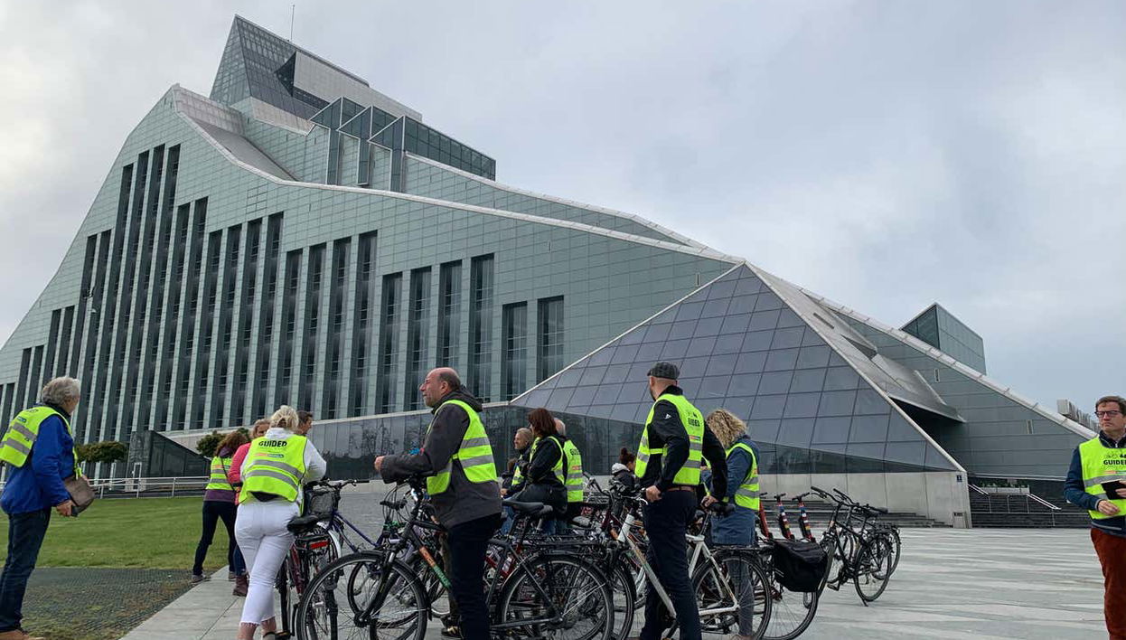 Bicycle Tour of Riga - Foto 1