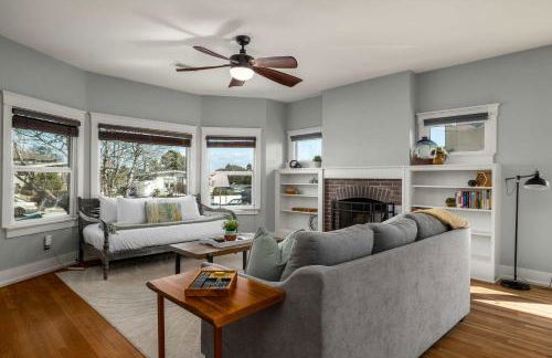 South Park Charmer - Close to Zoo - Backyard Oasis - Foto 1