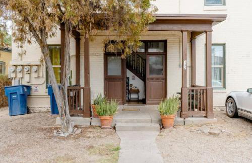 Bloom and Relax Historic 1BR in Downtown - Foto 55