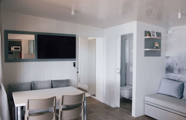 Roman - Mobile Homes With Pool - H3 Mobile Home 3 - Photo 15