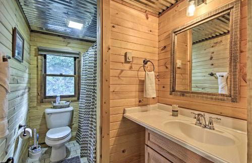 Secluded Stanardsville Cabin with 10 Acres and Hot Tub - Foto 15