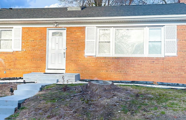 Class Home by DC Fedex Field and UMD - Foto 32