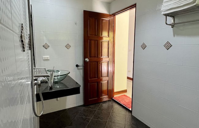 Mountain Sea View Luxury Apartments - Photo 80