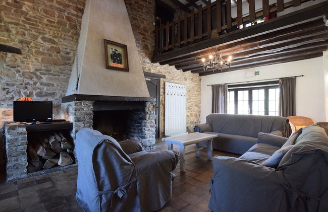 Authentic Holiday Home in Gouvy near Forest - Photo 22