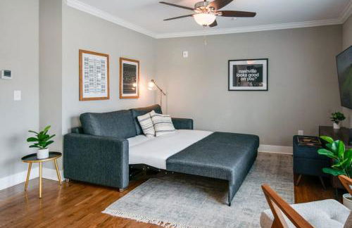 New Nashville Condo with 2 King beds walk to bars - Foto 9