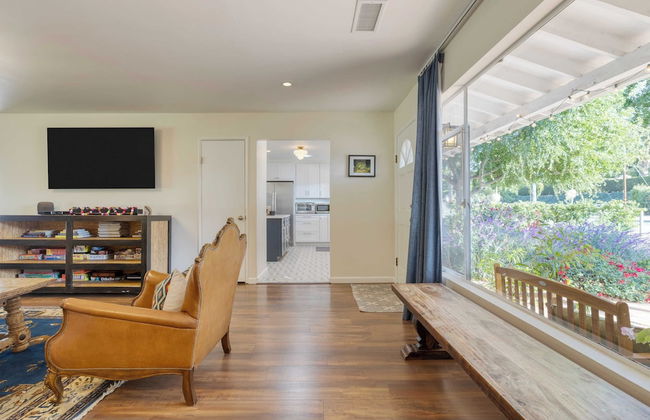 Hummingbird Haven by Avantstay Dog-friendly, Near the Beach, Huge Yard+hot Tub - Foto 17