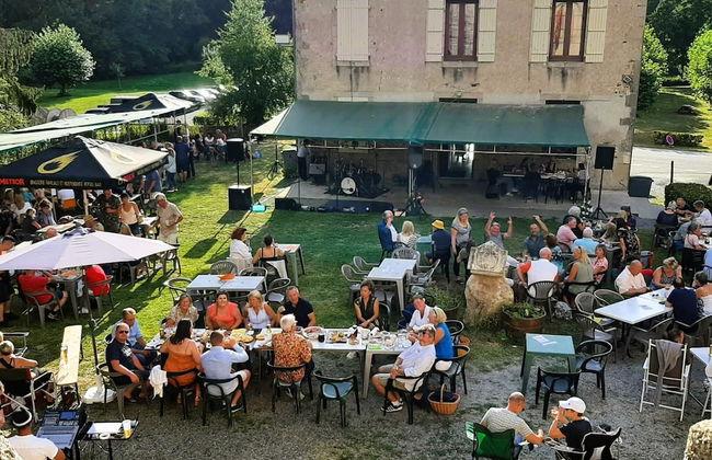 Holiday Home in Haute-vienne Near Nature Park - Foto 22