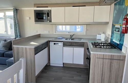 Rockley Park Private Holiday Homes - Photo 12