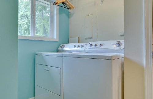 Lake George Getaway 3 Mi to Six Flags Great Escape - Foto 11