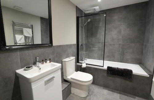 Strength Rooms - Photo 9