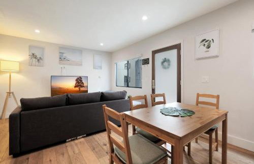 Feel At Home At A One Bedroom Apt 1 Block From The Beach - Foto 2