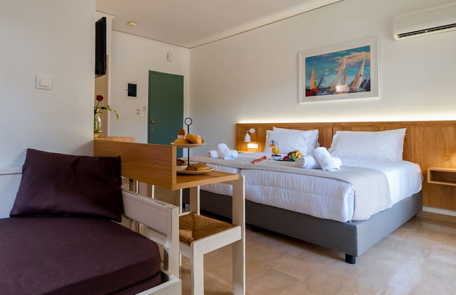 Lotus Hotel Apartments - Photo 14