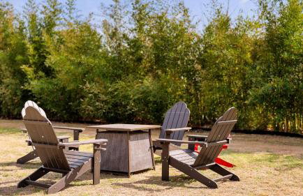 Southern Charm off The Square Sleeps 10 Firepit - Foto 2