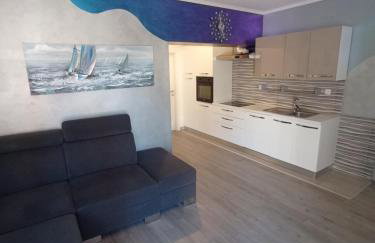 Pia Apartments - Photo 2