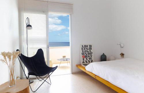 Beach hideaway apartment with modernist design - Foto 13