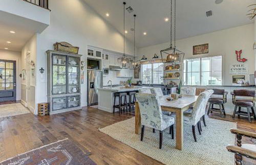 Immaculate Waterfront Family Home for 16 w Private Dock - Foto 18