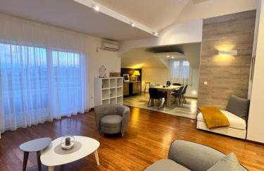 SKY - beautiful rooftop apartment with shared pool - Foto 8