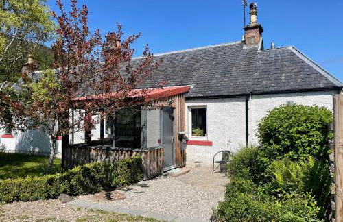 One bed cosy Highland cottage near Beauly - Foto 2