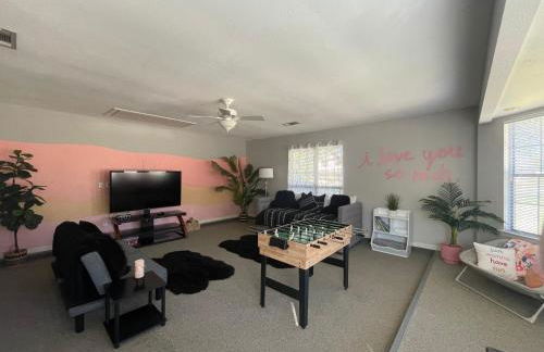 Spacious Austin Retreat for Families & Groups - Foto 14