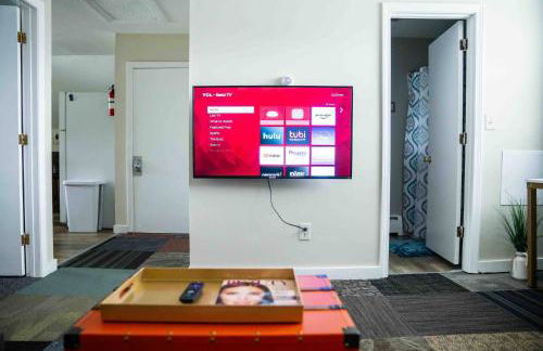 NEW - Mins to Manchester - Nashua - Queen Bed - Foto 6