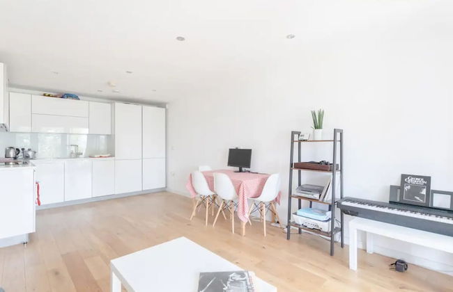 Vibrant 1BD Flat w/ Private Balcony, Camberwell! - Foto 8