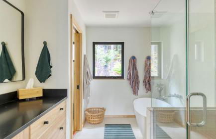 Rustic Arch Cape Getaway w/ Vibrant Interior Walk to the Beach Cape Wonder - Foto 44