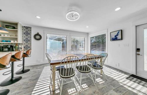 Tiki Palms Paradise by Emerald Coast Retreats - Photo 24