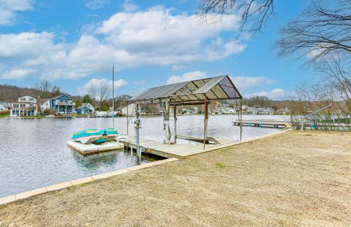 Waterfront Lake Hopatcong Home with Boat Dock! - Foto 32