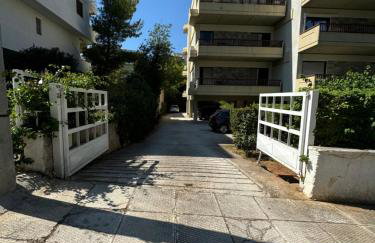 The rock view apartment - Photo 41