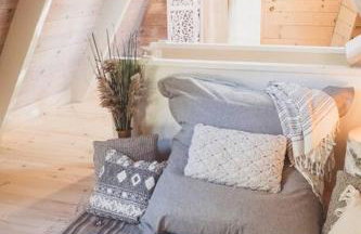 Clarity Cabin A-Frame Sanctuary w Hot Tub Fireplace Grill AC Hammock Chairs Fire Pit Pets OK - Foto 9