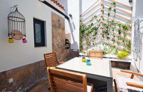 Casita en el Cabañal con Patio - Photo 4