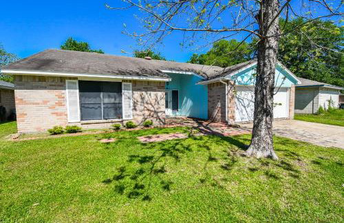 10 Minutes from IAH and Mall, Newly Rehabbed - Foto 56