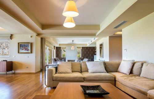 Amazing 5 bedroom Villa with Swimming Pool - Foto 73