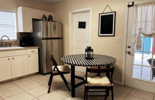 House Close to Downtown, Airport, Raymond James Stadium, and Many More Places - Foto 18