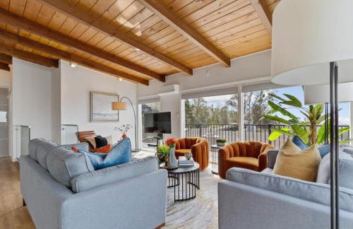 Serene Oceanview Escape with Expansive Deck home - Foto 7