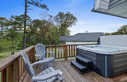 Lake Retreat Hot Tub Game Room Grill - Foto 48