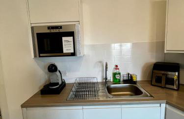 Chic 2-bed Flat - Coop Live & Ethiad - Foto 11