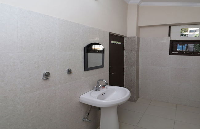 OYO 13896 Home Spacious 2BHK Cottage Sattal Road - Foto 13