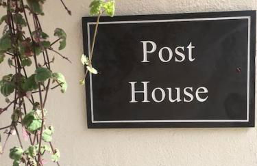 The Post House (Centre of riverside village) - Photo 2