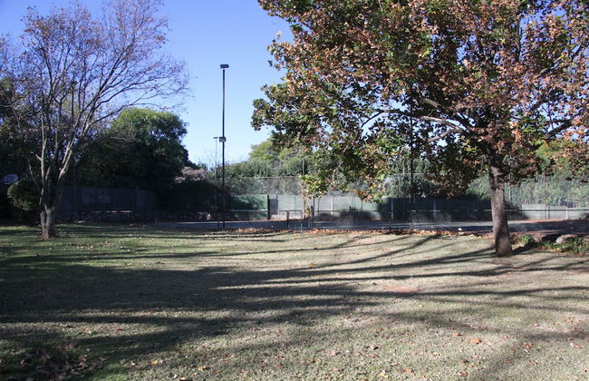 Private Cottages - Photo 11