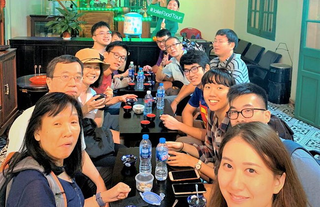 Da nang Helping Hand Food Trail (Da nang Food Tour) - Photo 2
