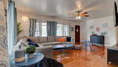 Shark Shack large house minutes to the beach - Foto 1