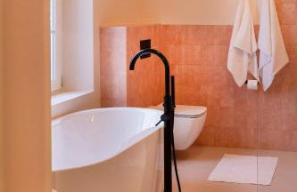 Private Oasis: Luxe 20-guest Estate, Jacuzzi, 8 Ha - Foto 10